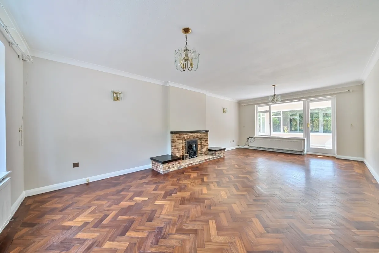 Balcombe Road Haywards Heath RH16 photo 3