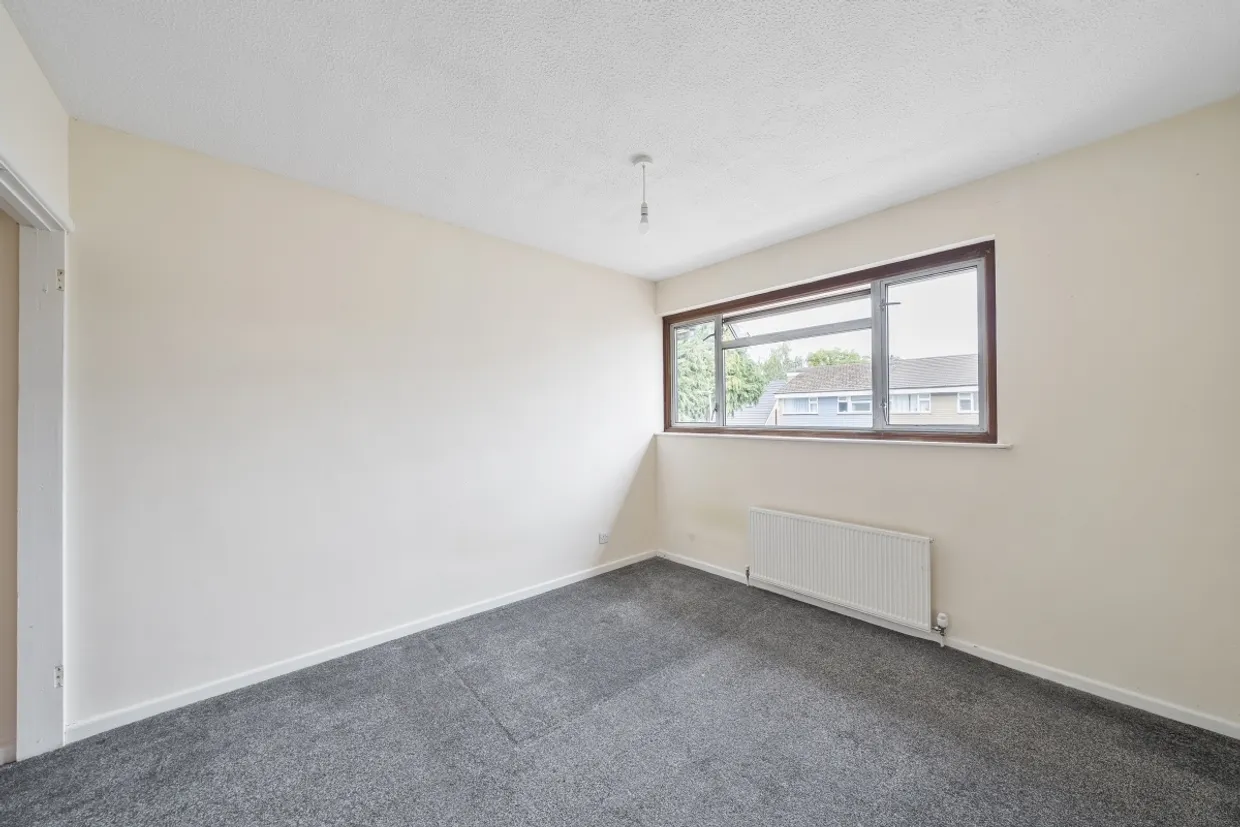 Chantry Lane London Colney AL2 photo 8