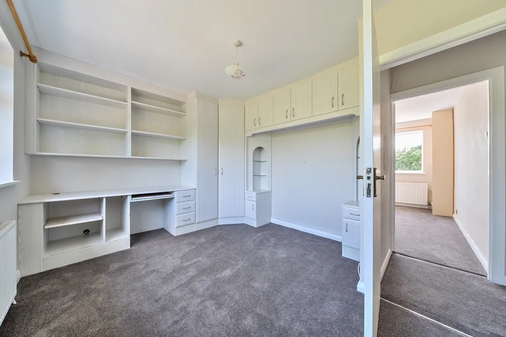Balcombe Road Haywards Heath RH16 photo 7