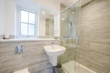 Mill Road, Epsom KT17 photo 13