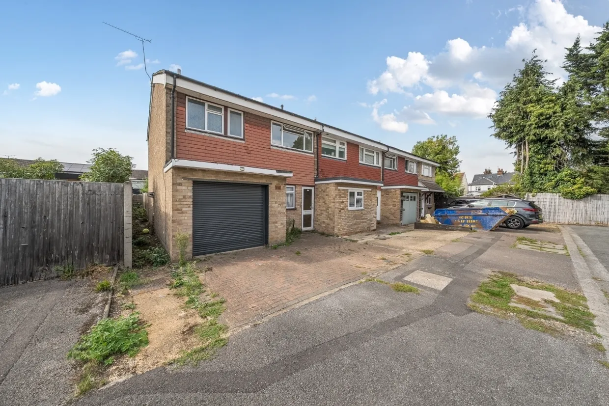 Chantry Lane London Colney AL2 photo 16