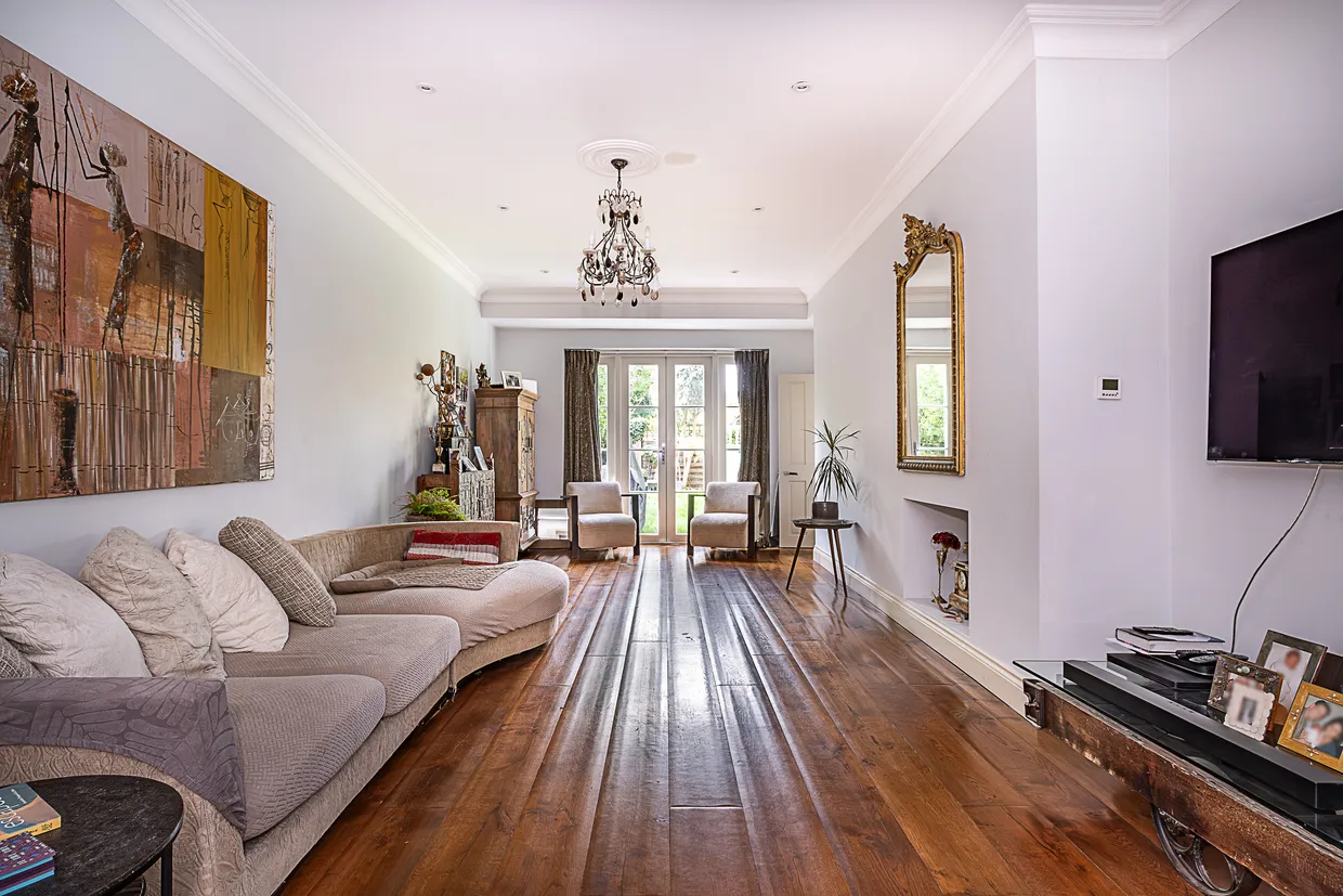 Model Cottages, London, SW14 photo 8