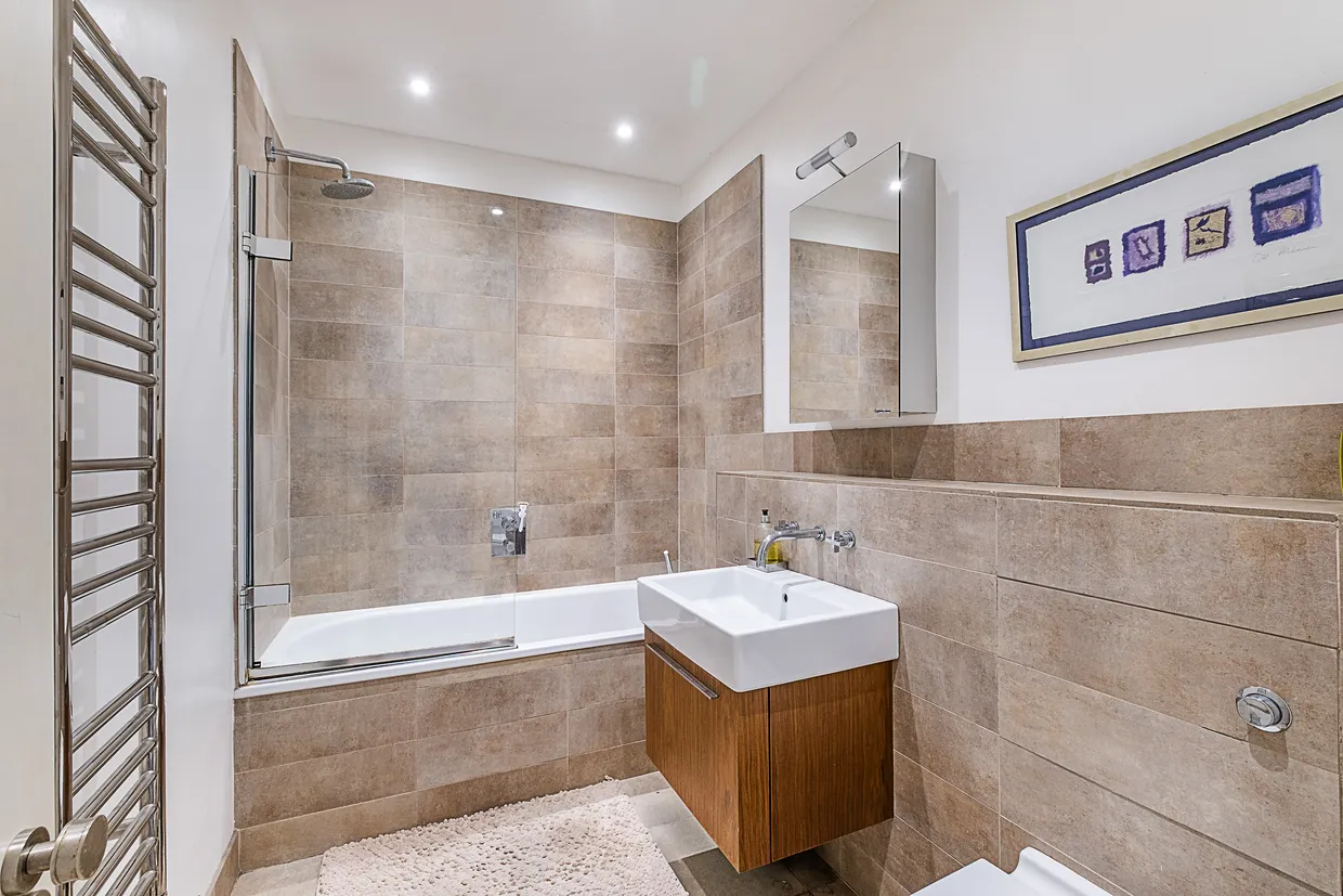 Model Cottages, London, SW14 photo 16