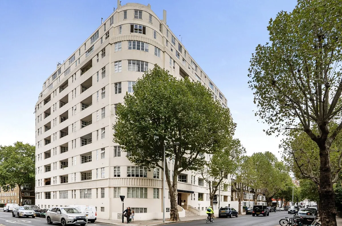 Sloane Avenue, Chelsea, London, SW3