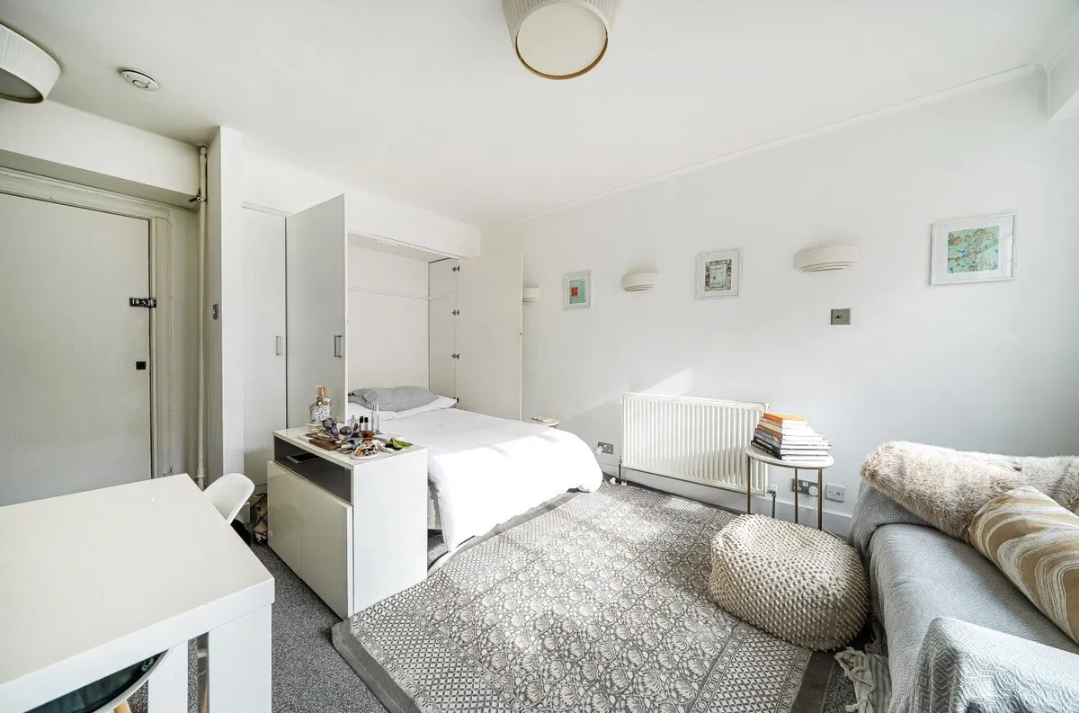 Sloane Avenue, Chelsea, London, SW3