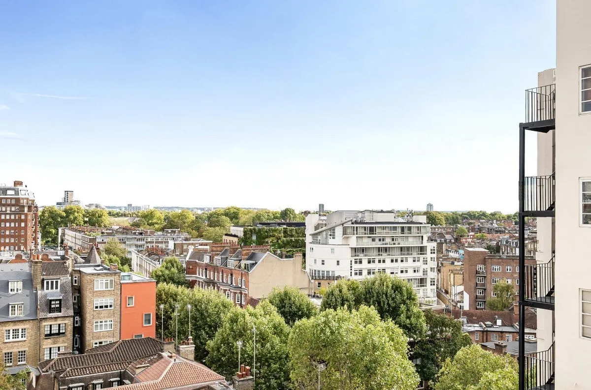 Sloane Avenue, Chelsea, London, SW3