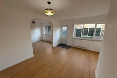 The Crescent, Woodlands, DONCASTER