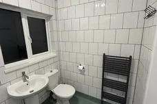 The Crescent, Woodlands, DONCASTER