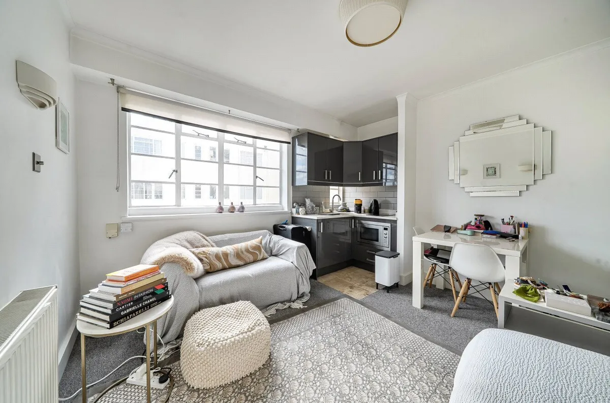 Sloane Avenue, Chelsea, London, SW3
