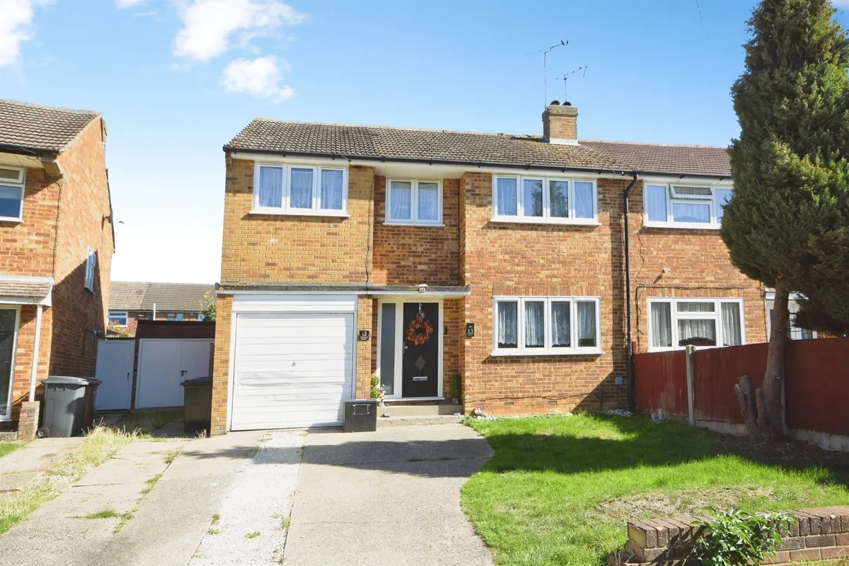 Whitethorn Gardens, Moulsham Lodge, Chelmsford