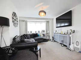 Whitethorn Gardens, Moulsham Lodge, Chelmsford thumb 2