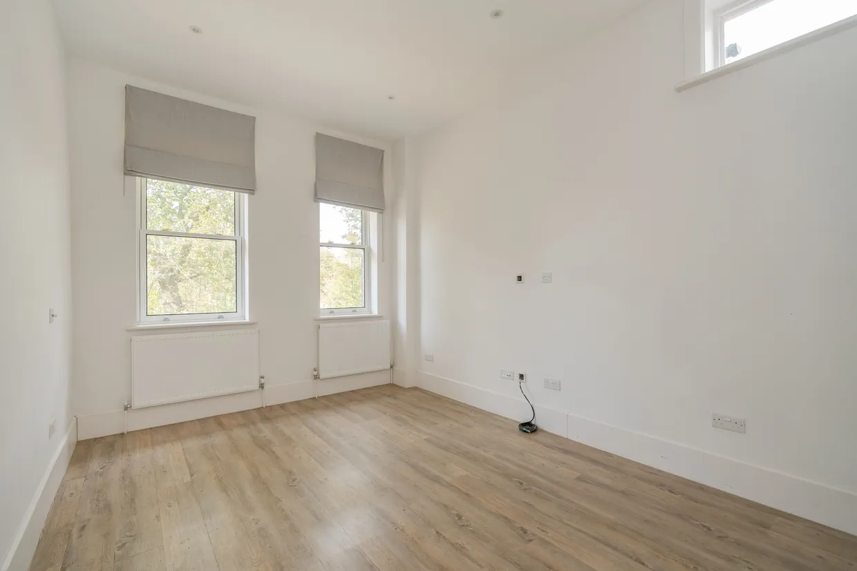 Gunnersbury Avenue, Ealing, W5 photo 7