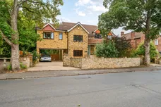 Ray Mill Road West, Maidenhead, SL6 photo 1