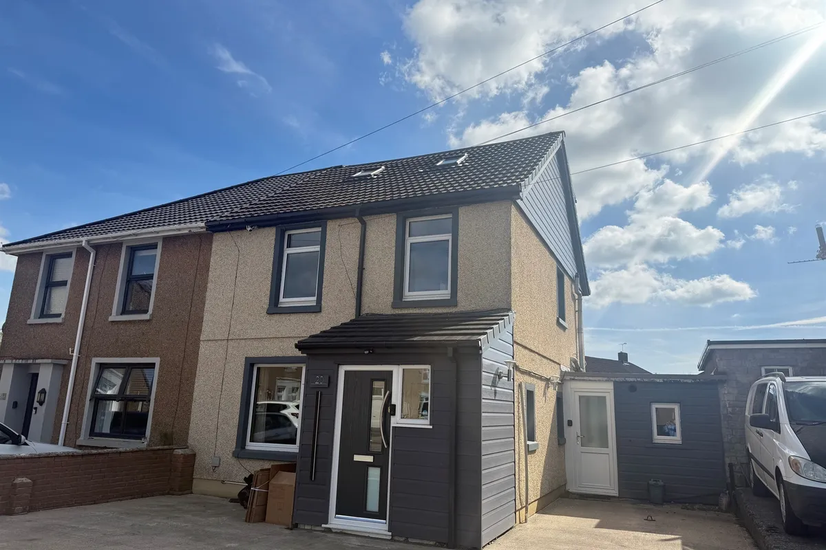 Gelli Road, Llanharry, Pontyclun