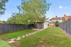 The Greenway, Epsom