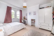 Model Cottages, London, SW14 photo 15