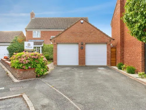 Newell Close, Aylesburyphoto
