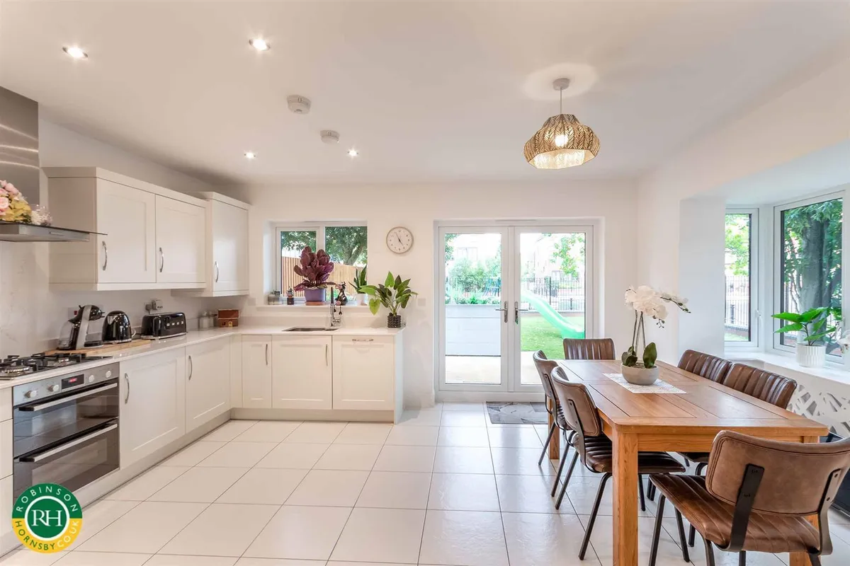 Turnstone Drive, Doncaster