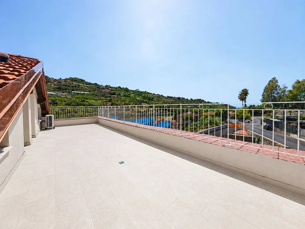 Video tour for Via Mameli, Bordighera, Liguria