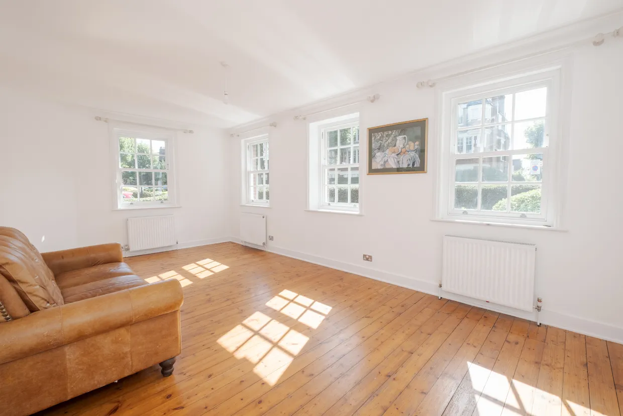 Fortis Green, London, N10 photo 2
