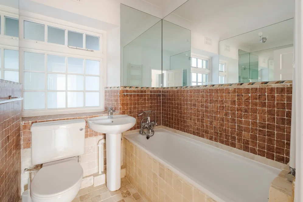 Fortis Green, London, N10 photo 6