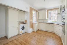 Fortis Green, London, N10 photo 8