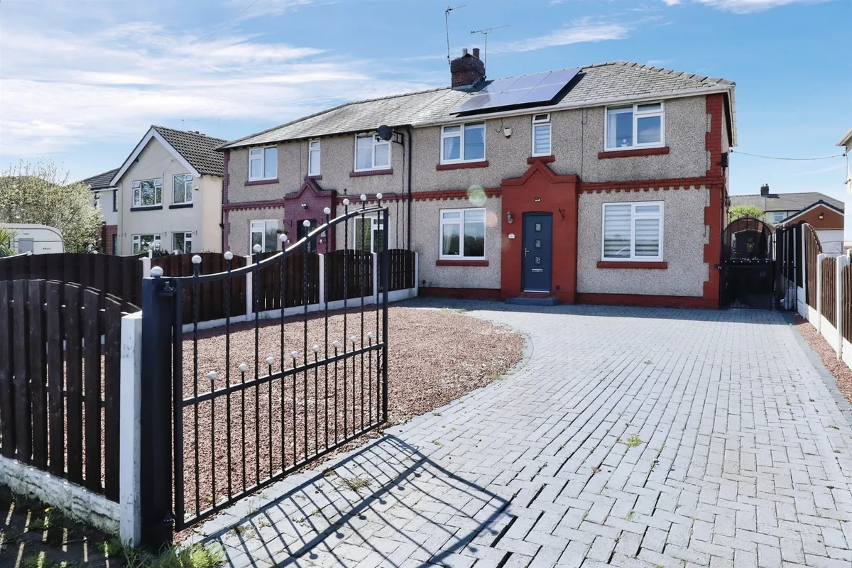 The Crescent, Thurcroft, Rotherham