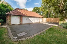 Fortis Green, London, N10 photo 10