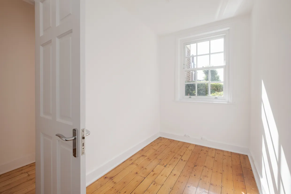 Fortis Green, London, N10 photo 16