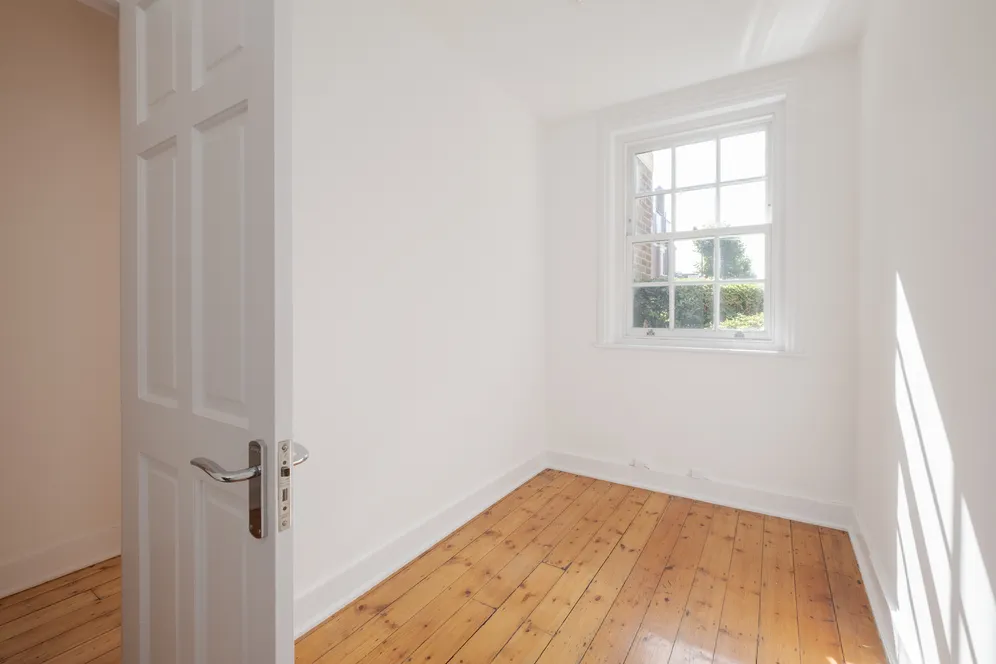 Fortis Green, London, N10 photo 16
