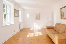 Fortis Green, London, N10 photo 20