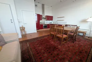 Main property image