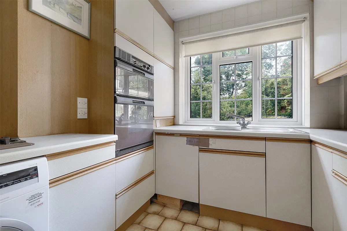 Ridgegate Close, Reigate, Surrey, RH2