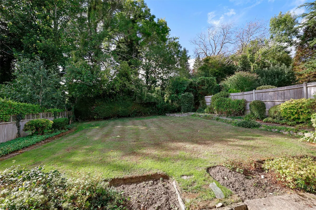 Ridgegate Close, Reigate, Surrey, RH2