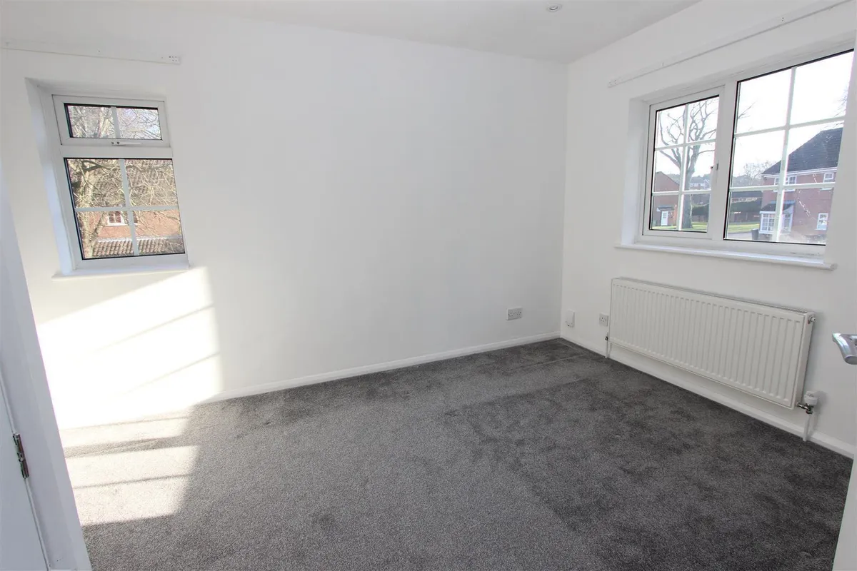Bowmans Way, Dunstable, Bedfordshire, LU6 3LE