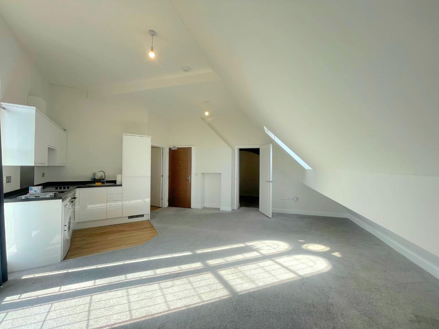 23-24 Sandhill Road, Northampton Image 3