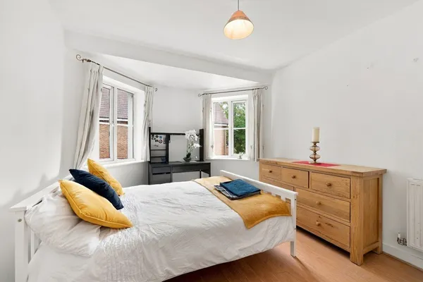 Wey Road, Weybridge, KT13 photo 5