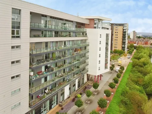 Ferry Court, Cardiffphoto