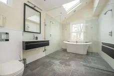 Kings Road, Kingston upon Thames, KT2 photo 17