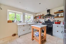 The Green, Evenley, Brackley, NN13 photo 4