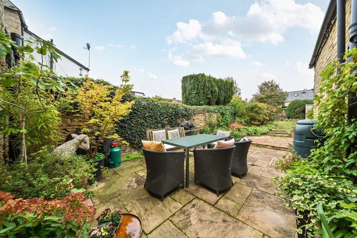 The Green, Evenley, Brackley, NN13 photo 17