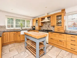 Waggon Lane, Upton, Pontefract thumb 3