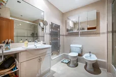 Warwick Road, London, W14 photo 18
