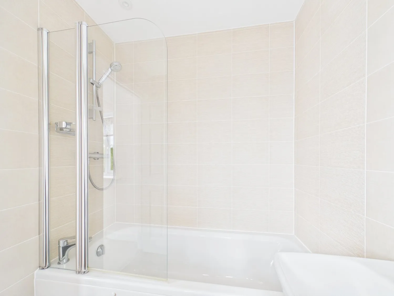 Hetherington Square, SK10 photo 7