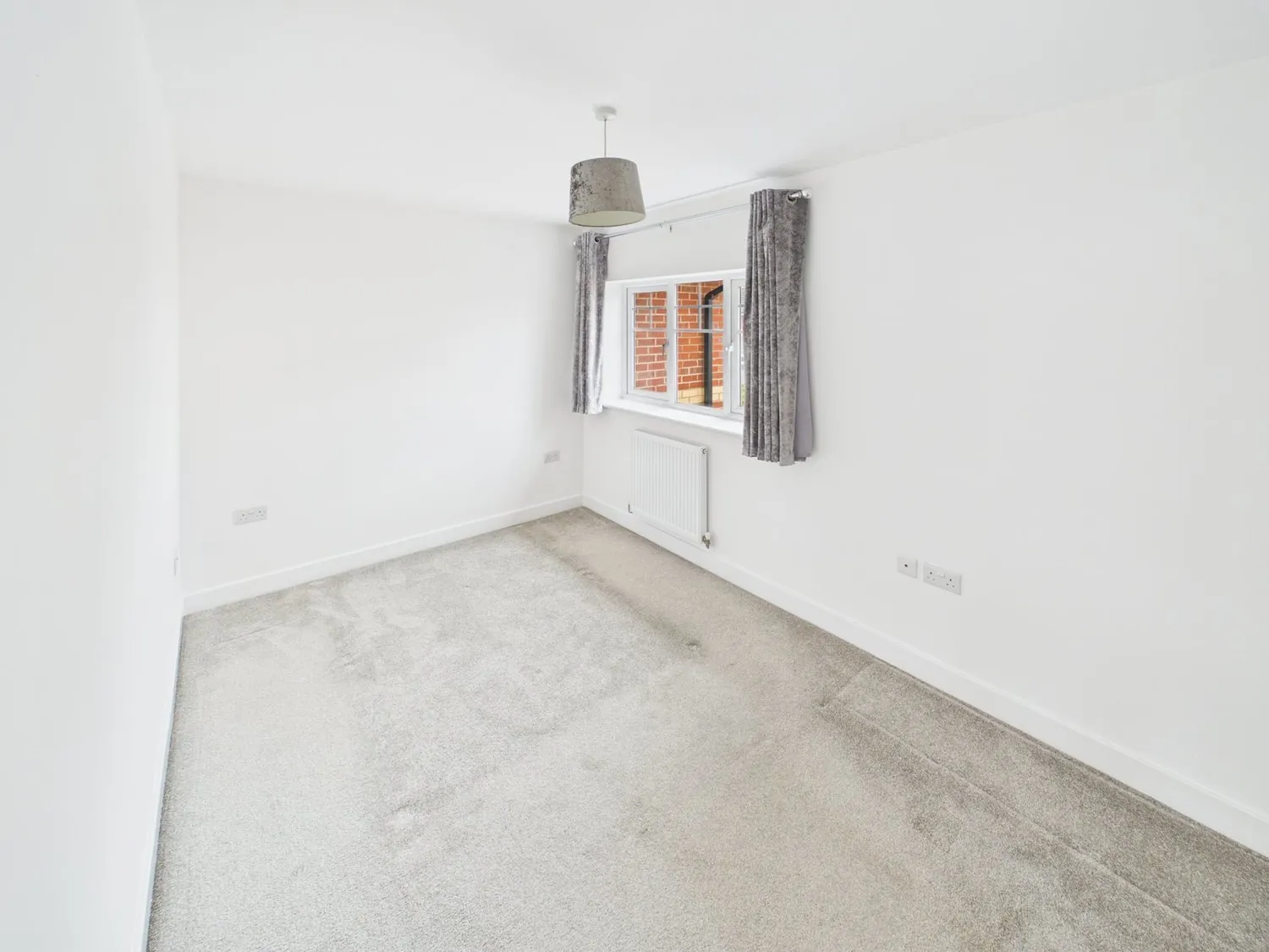 Hetherington Square, SK10 photo 11