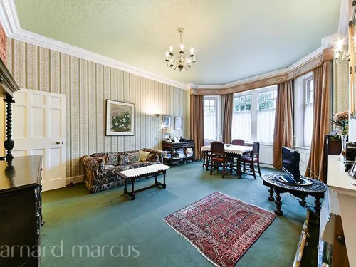 Corfton Road, Ealingphoto