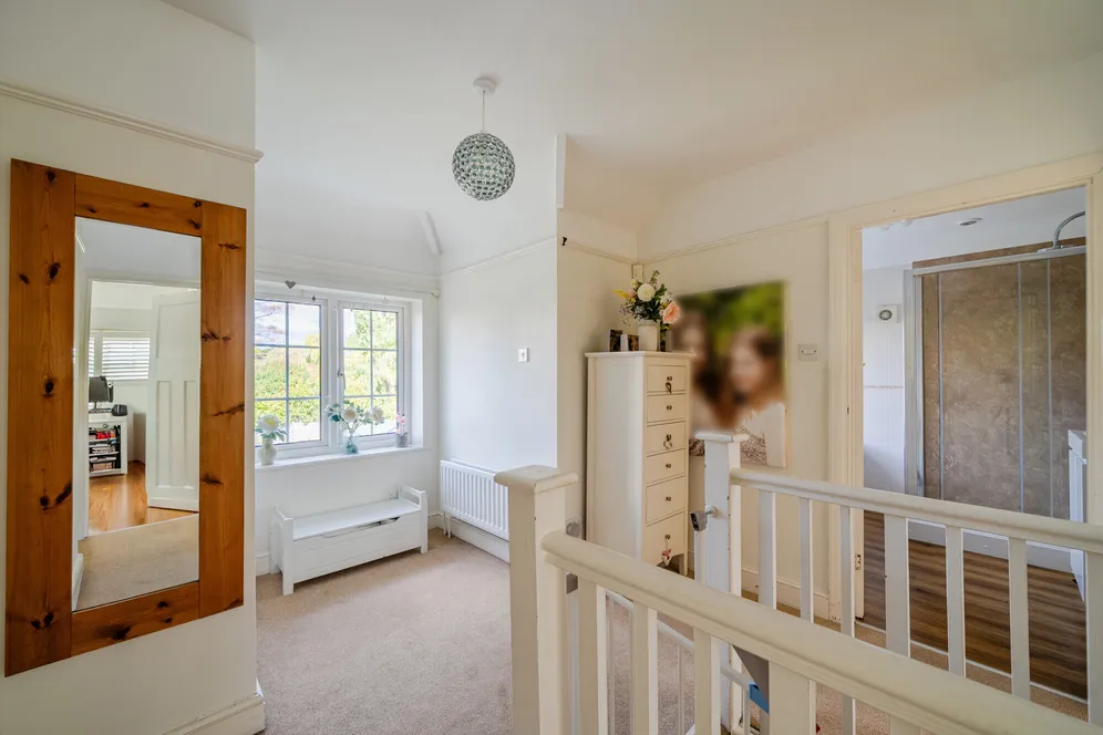 Christ Church Mount, Epsom, KT19 photo 20