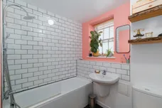 St. Annes Row, London, E14 photo 5