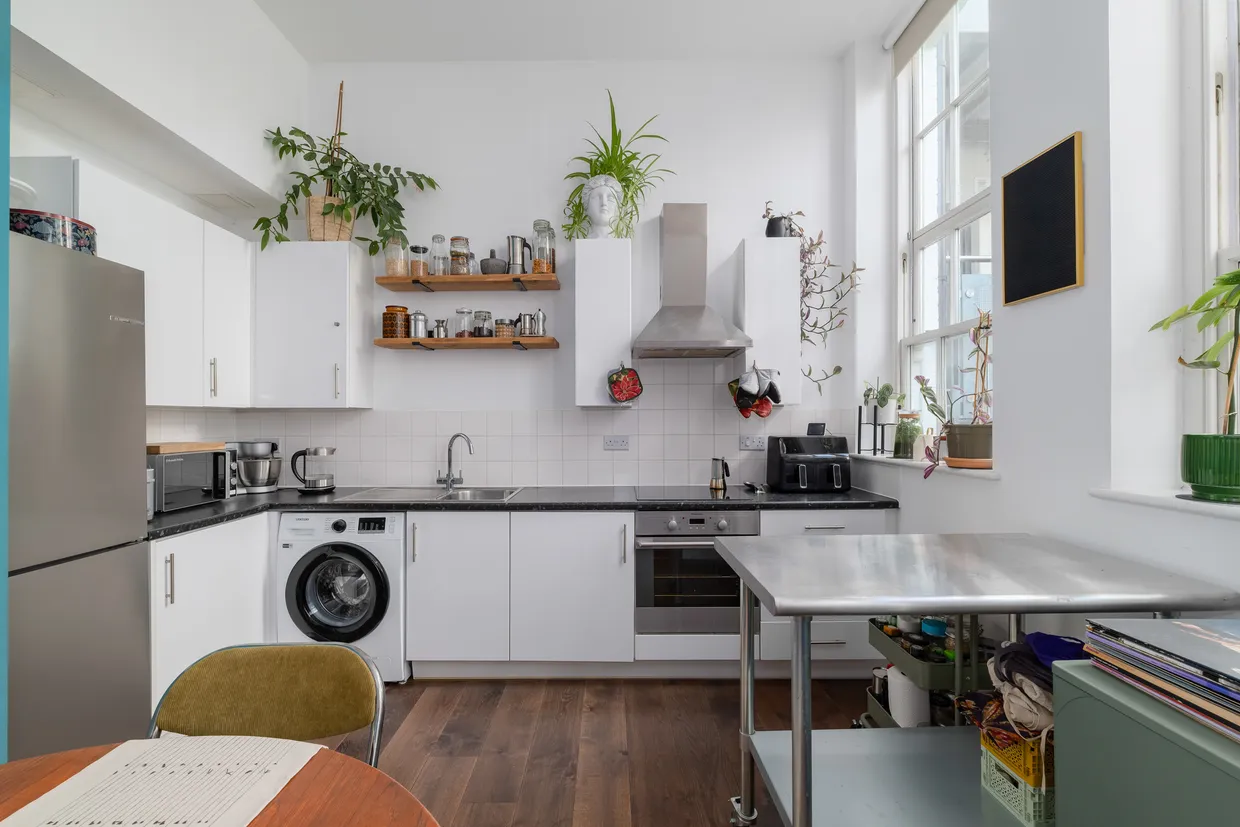 St. Annes Row, London, E14 photo 12