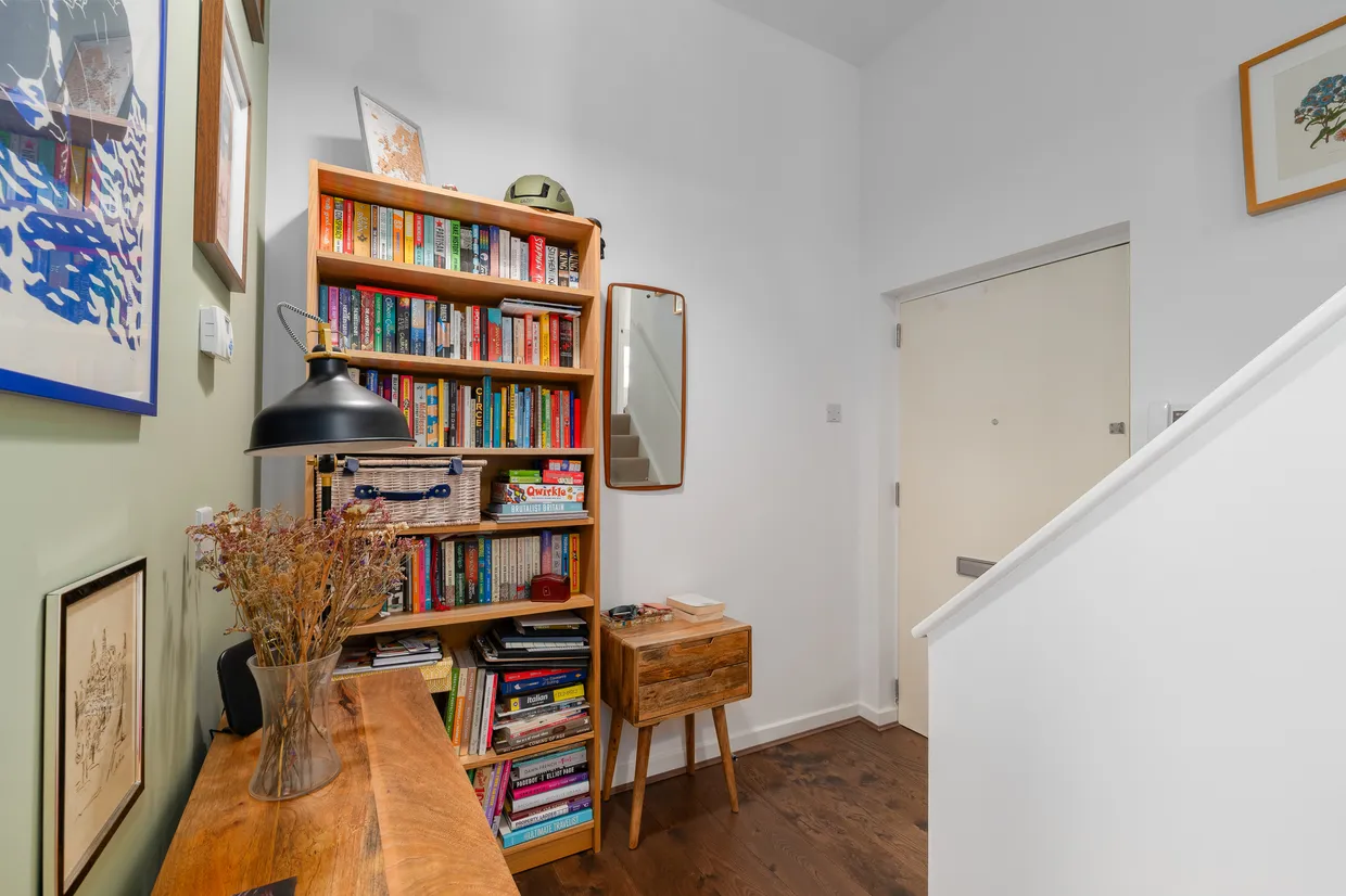 St. Annes Row, London, E14 photo 16
